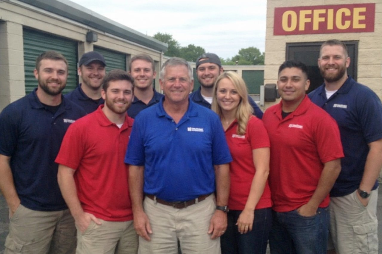 Water damage restoration professionals in Alameda, CA